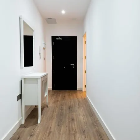 Downtown Suite-hosted By Sweetstay * Gibraltar